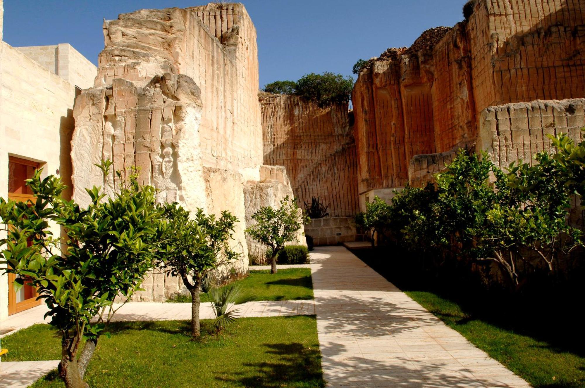 Cave Bianche Hotel Favignana Exterior photo